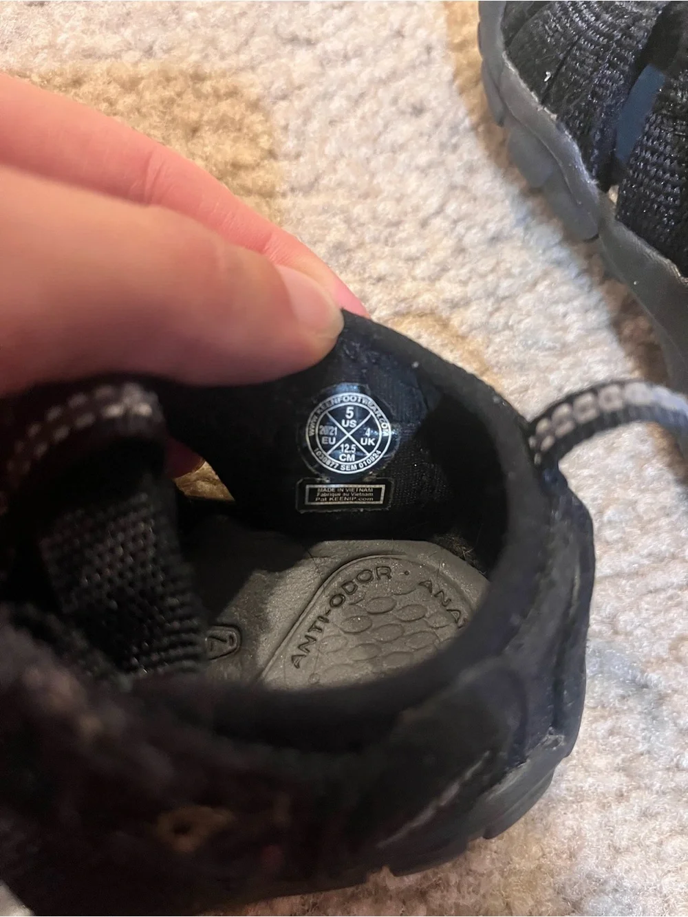 Keen durable black
